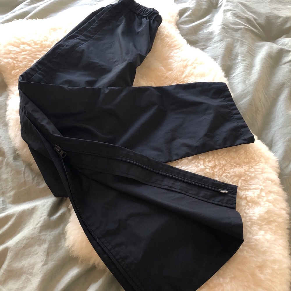 dkny ski pants. Never worn.